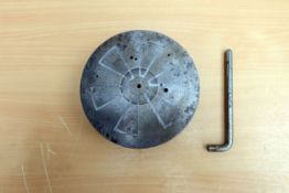 Eclipse Magnetic Circular Chuck With Handle. 6 1/2" Diameter. Thickness 2 1/2".