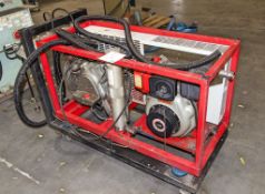 Gardner Denver Belliss & Morcom diesel driven compressor Max working pressure: 30 Mpa
