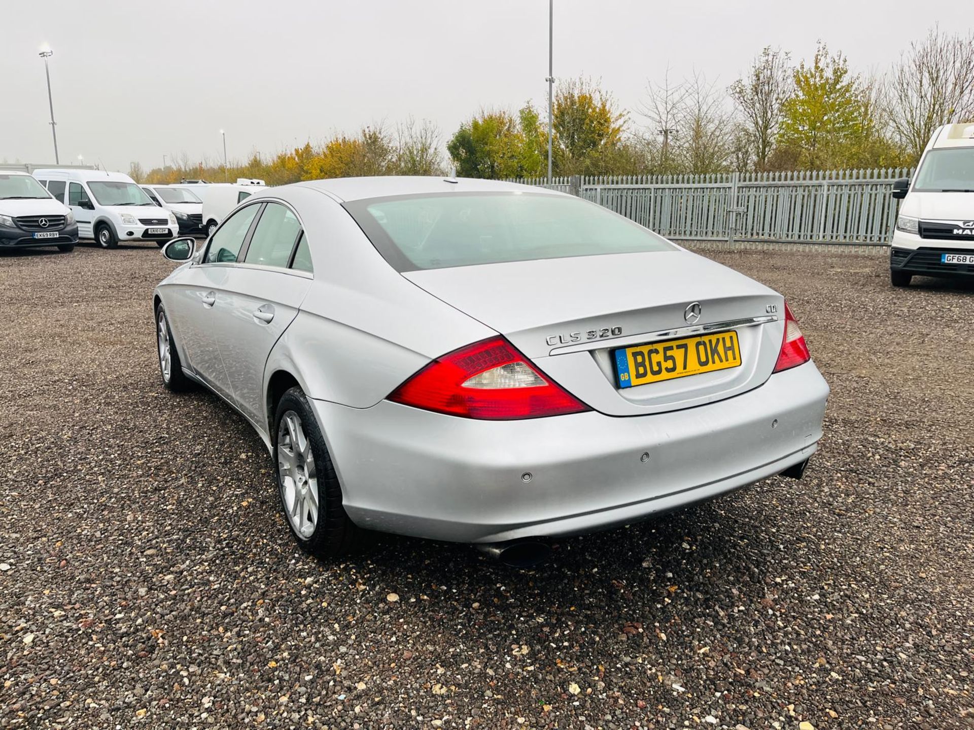 Mercedes Benz CLS 320 CDI Coupe 2007 '57 Reg' Sat Nav - A/C - Image 8 of 45