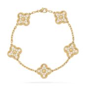 Vintage Alhambra style Bracelet - 18k Yellow Gold - Round Diamonds 2.41 Carat - D -VVS