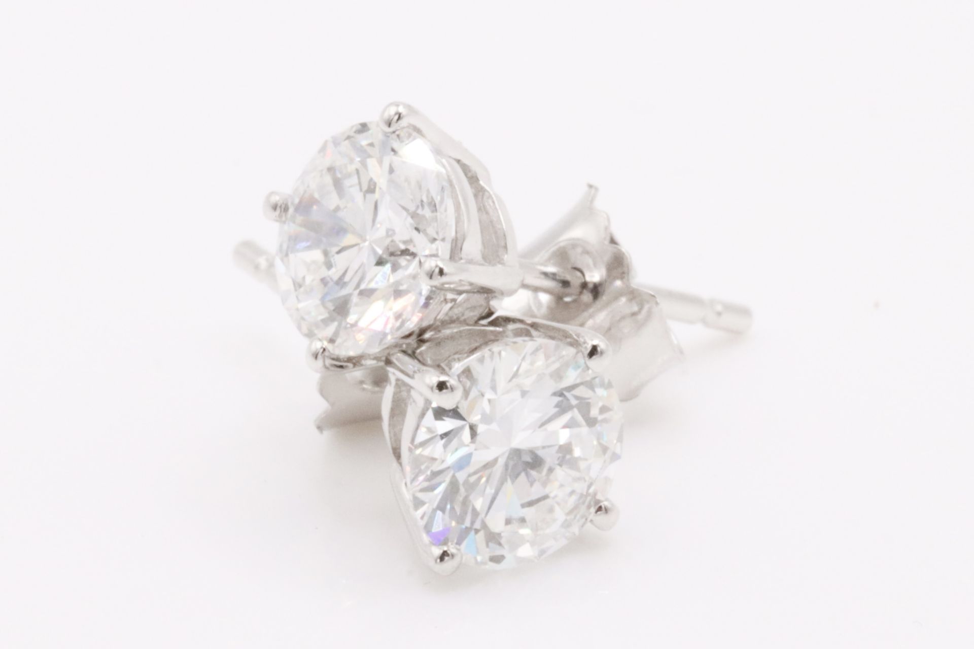 Round Brilliant Cut 1.40 Carat ( Natural Diamond ) Earrings In 18K White Gold - EDR Report - Image 7 of 8