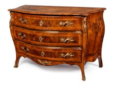 Neuwieder Barock-Kommode