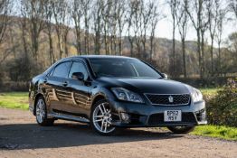 2012 Toyota Crown Athlete Well-kept Japanese-market flagship saloon and superbly maintained