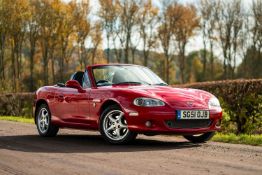 2002 Mazda MX5 ***NO RESERVE*** Showing only 43,000 miles and equipped with the rare automatic trans