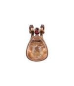 Anhänger, Rutilquarz und Spinell, 750er Gold ca. 13,6 g, Handarbeit, Höhe ca. 3,5 cm.