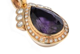 Anhänger, Amethyst ca. 28,28 ct, 6 Brillanten ca. 1,47 ct (W if), 28 Brillanten ca. 0,62 ct, G750