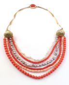 6-Strang-Collier, 99 Keshi-Perlen, 182 Korallen-Kugeln, Verschluß 585er Gelbgold mit Koralle,