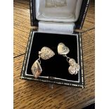 14CT YELLOW GOLD "SUITS" CUFFLINKS SET WITH DIAMONDS 9 GRAMS APPROX