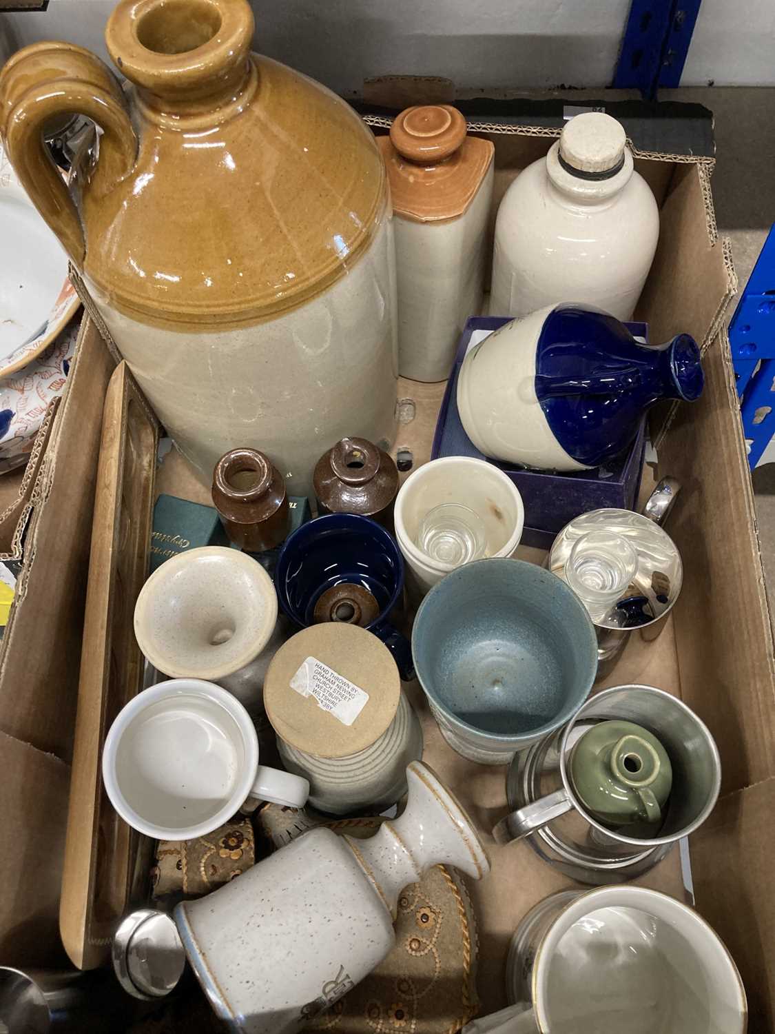 Ceramics: - Image 4 of 6