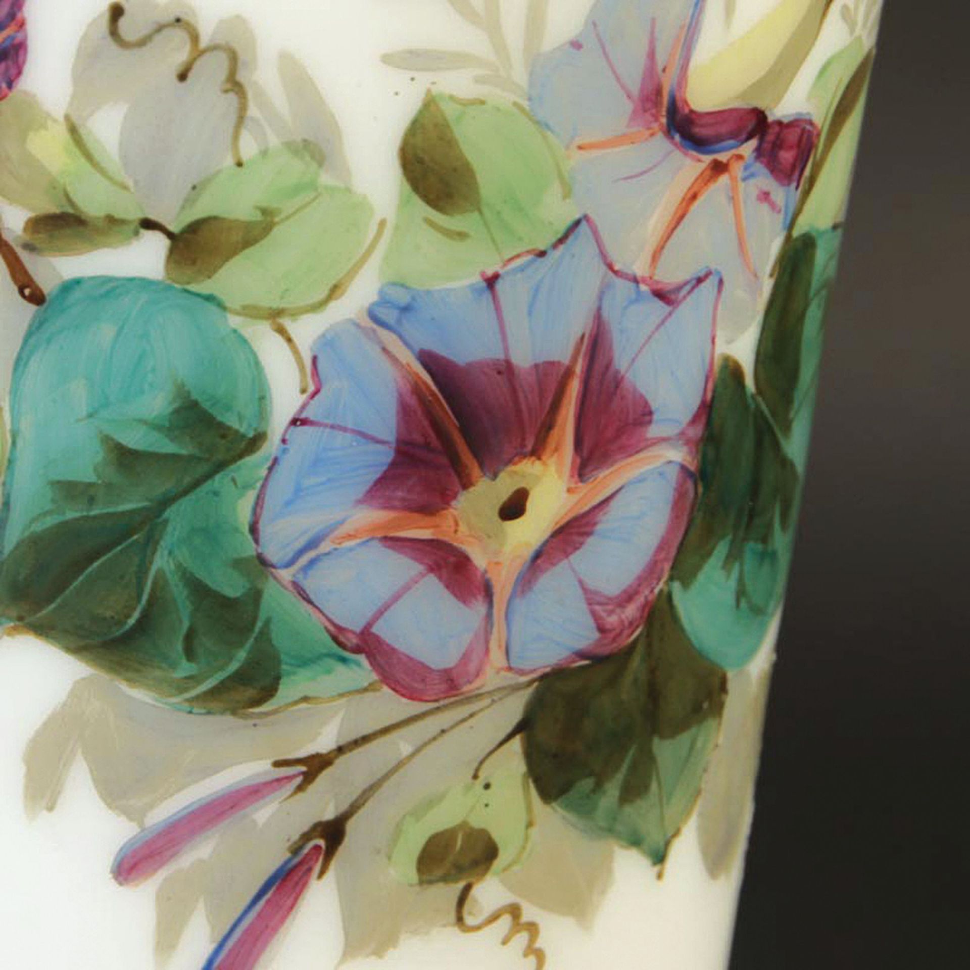 Große konische Vase, wohl Frankreich, 2. Hälfte 19. Jh., - Bild 4 aus 6