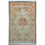 Hereke Seide fein signiert, Türkei, Mitte 20.Jhd, reine