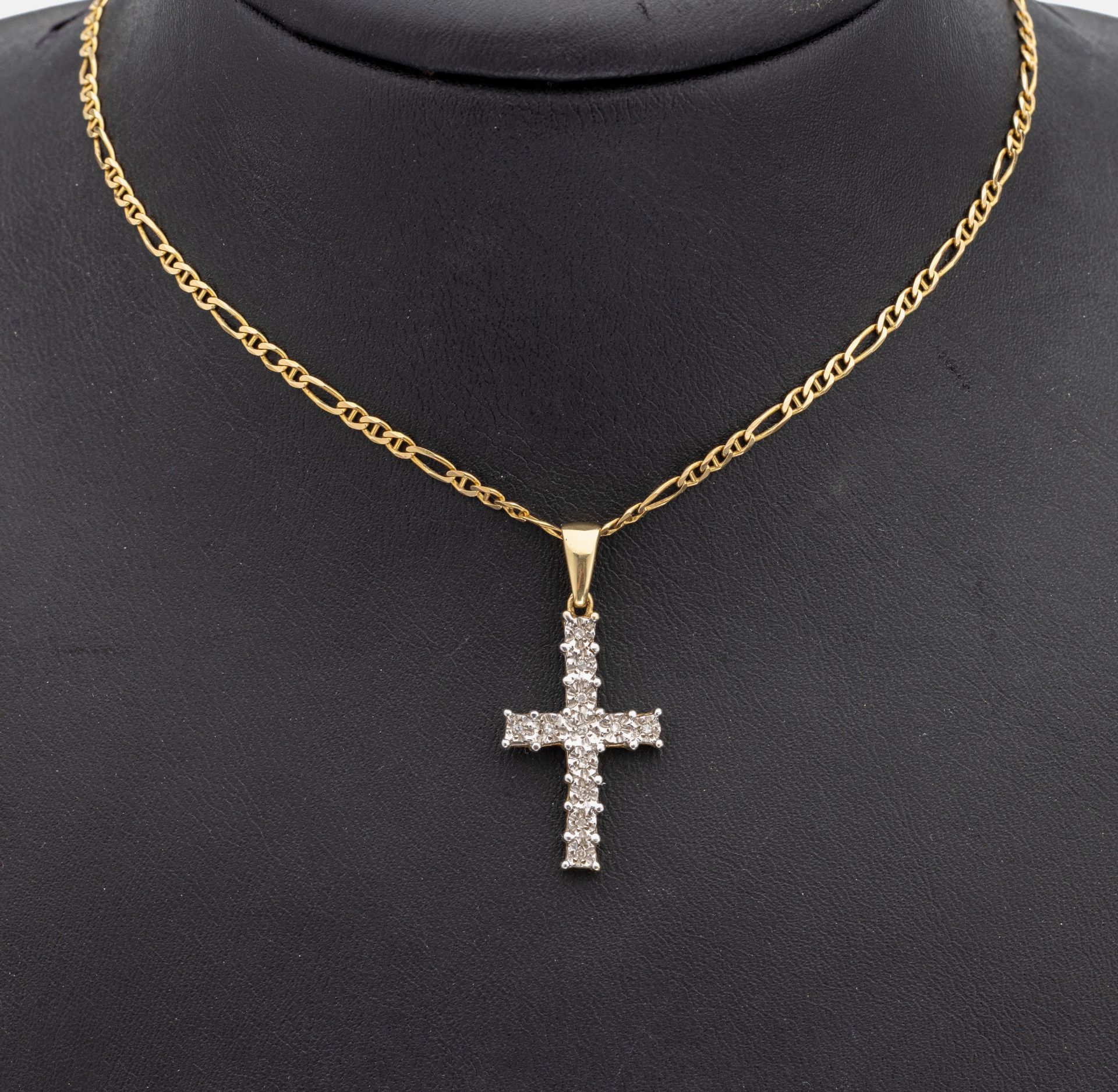 14 kt Gold Diamant-Kreuzanhänger, WG/GG 585/000,