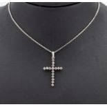 18 kt Gold Diamant-Kreuzanhänger, WG 750/000, 16