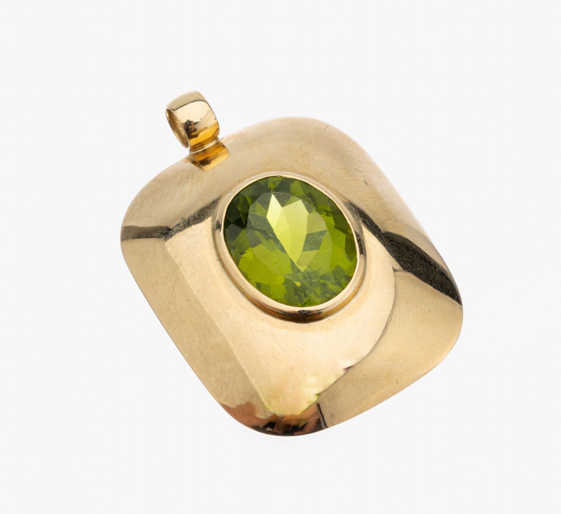 14 kt Gold Olivin-Anhänger, GG 585/000, ovalfacett. Olivin