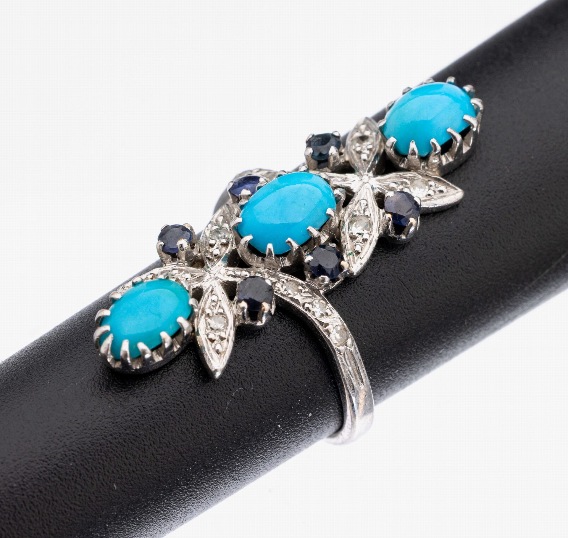 14 kt Gold Türkis-Diamant-Saphir-Ring, WG 585/000, 3 ovale