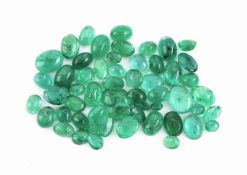 Lot lose Smaragde, zus. ca. 31.69 ct, Cabochons in versch.