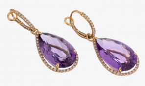 Paar 18 kt Gold Amethyst-Brillant-Ohrgehänge, GG 750/000,