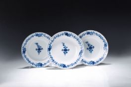 Drei Teller, Meissen, Marcolini, 1774-1814, indianische