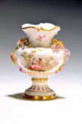 Kleine Vase, Meissen, um 1900, 1. Wahl, fein bunt bemalt
