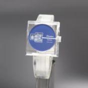 LUCERNE digital Armbanduhr mit springender Stunde, Schweiz