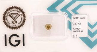 Loser Diamant, facett. Herz, 0.57 ct natural fancy
