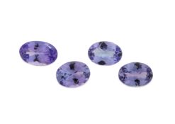 Lot 4 lose Tansanite, zus. ca. 2.89 ct, ovalfacett. in