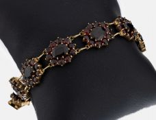 8 kt Gold Granat-Armband, GG 333/000, ovaleblütenf.