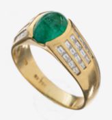 18 kt Gold Smaragd-Brillant-Ring, GG 750/000, ovaler