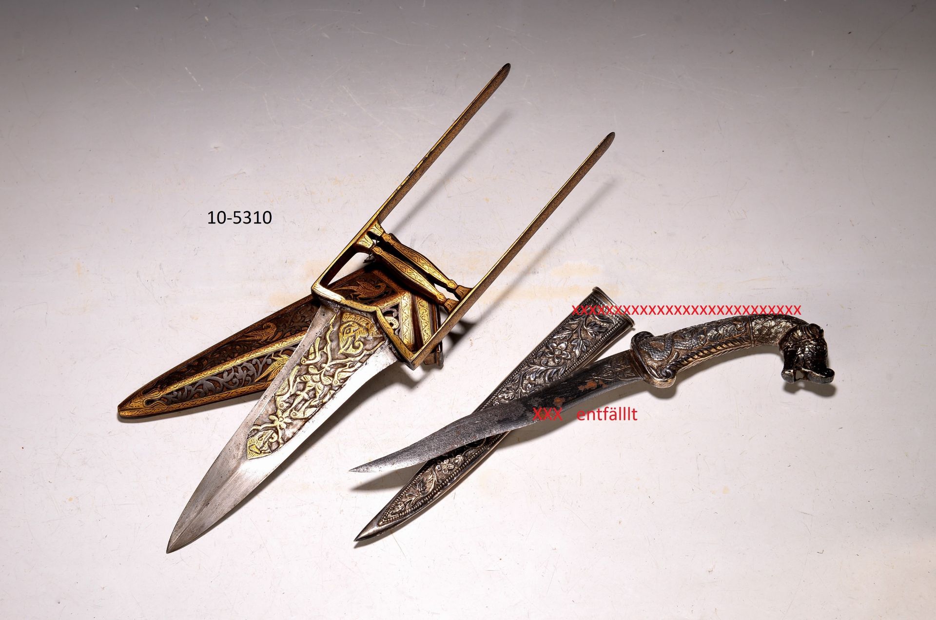 Katar bzw. Faustdolch, Indien, 19.Jh., gerade spitz zulaufende Klinge ...