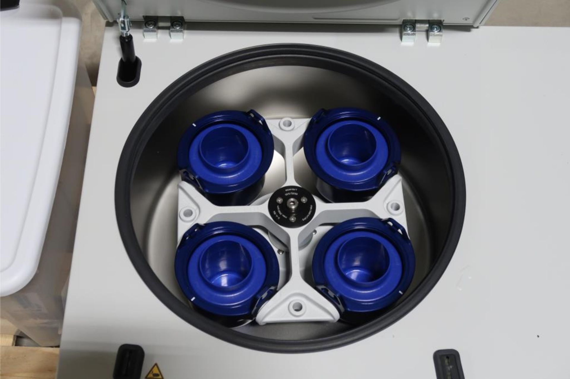 Eppendorf Refrigerated Centrifuge - Image 2 of 6