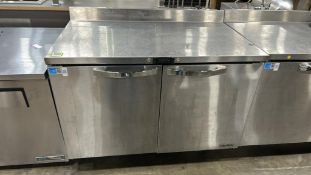 True TWT-48F-HC-SPEC1 Undercounter Refrigerator