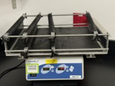VWR DS-500 Orbital Shaker