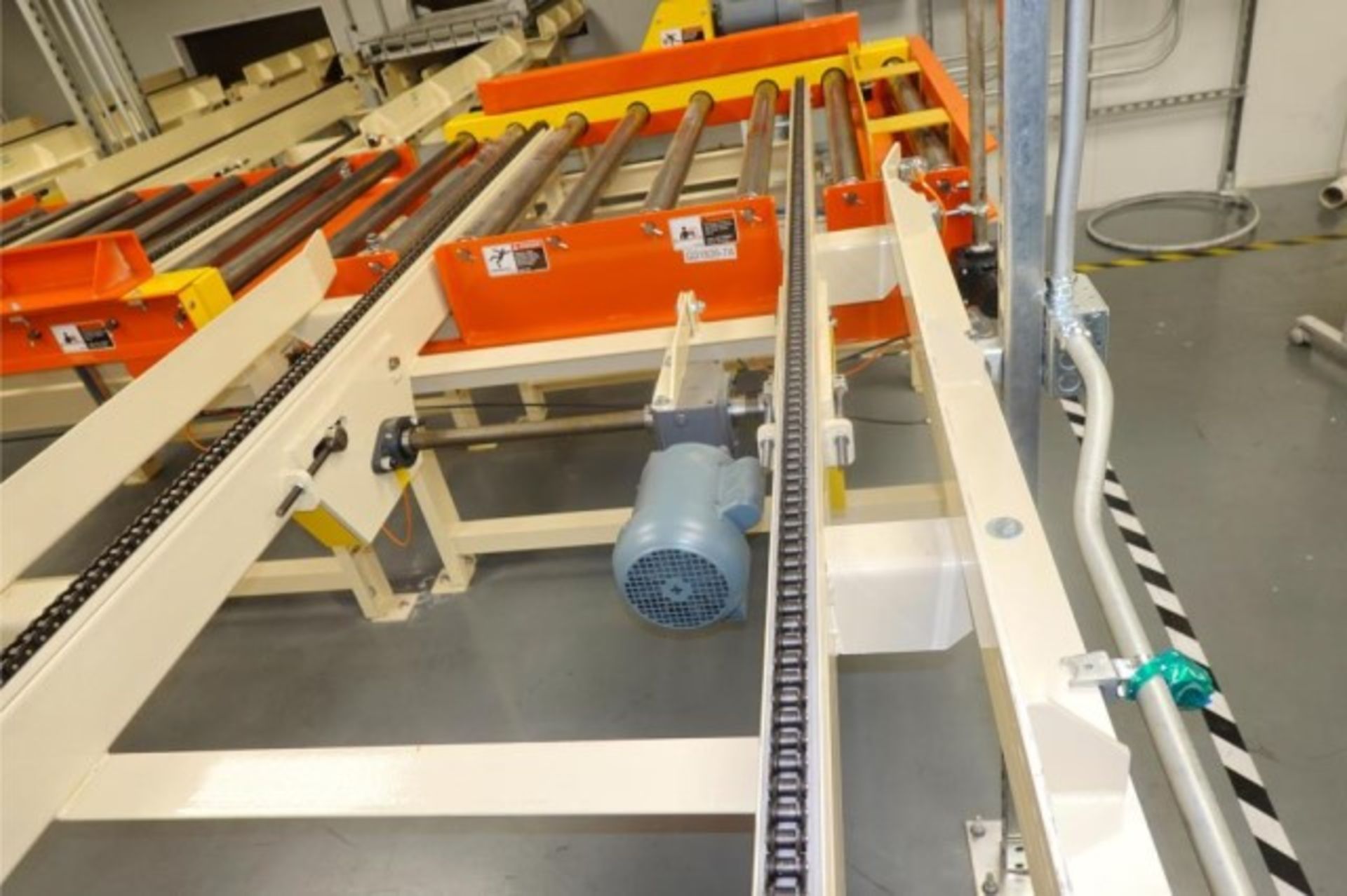 Powered Chain Drive Conveyor - Image 10 of 12