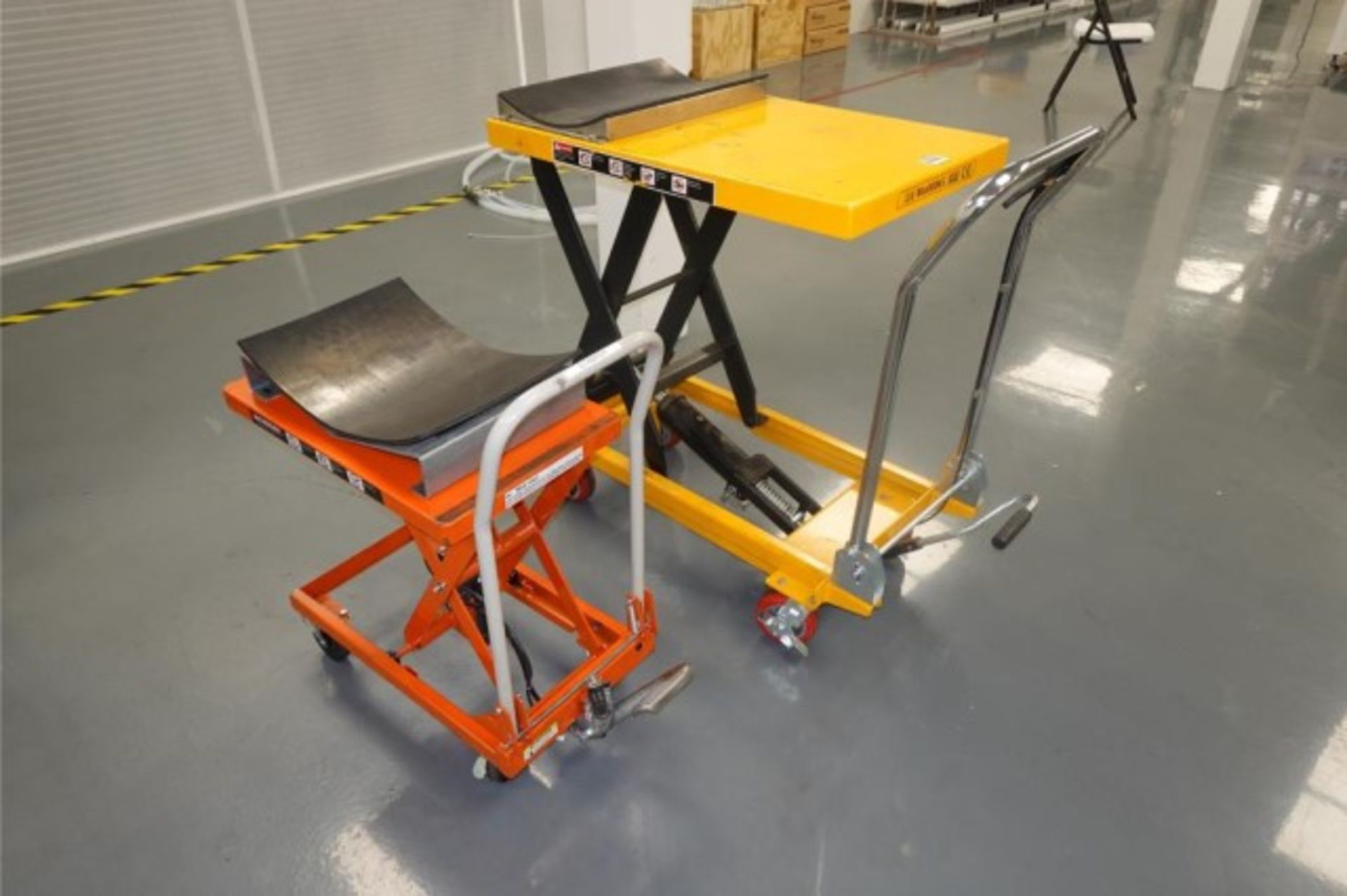 Mobile Hydraulic Lift Tables - Image 6 of 10