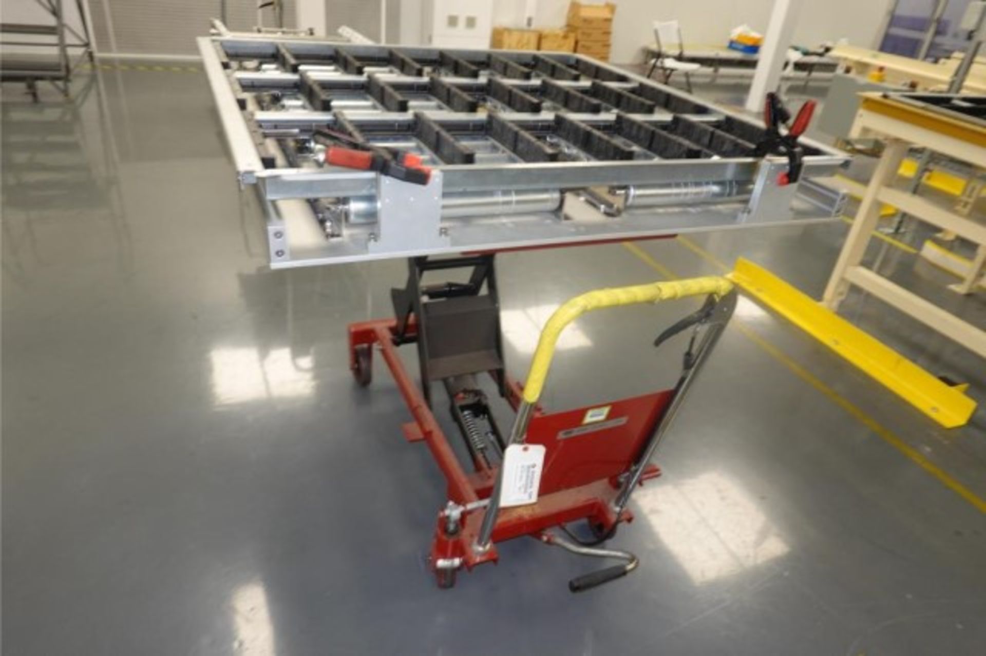 Uline Hydraulic Lift Table W- Roll Conveyor - Image 6 of 7