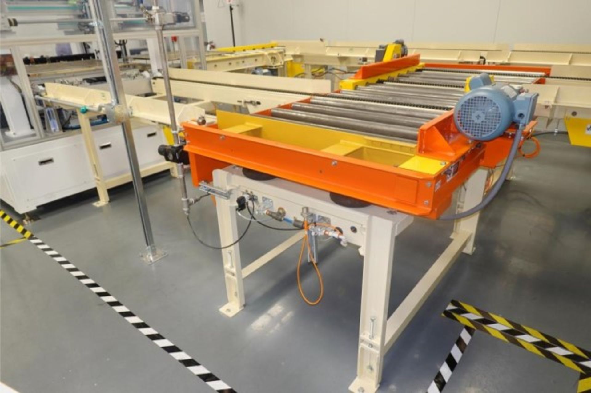 Powered Chain Drive Conveyor - Image 2 of 12