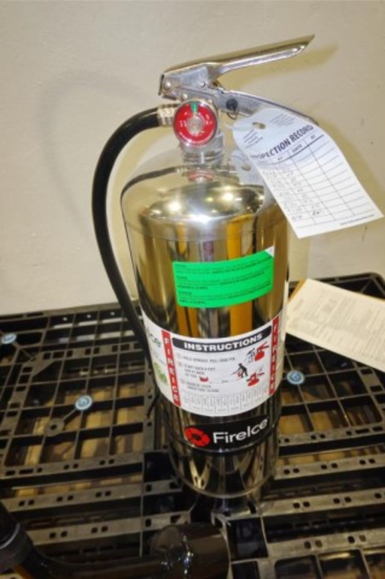 Manufacturing Floor Fire Extinguishers - Image 5 of 6