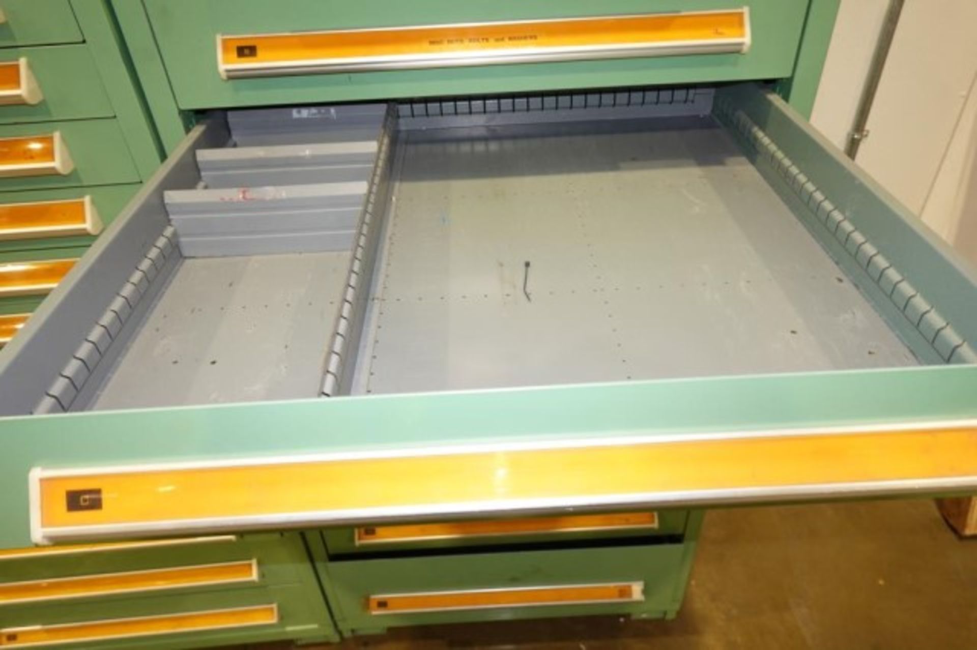 Stanley Vidmar 9-Drawer Parts Supply Cabinet - Image 4 of 7