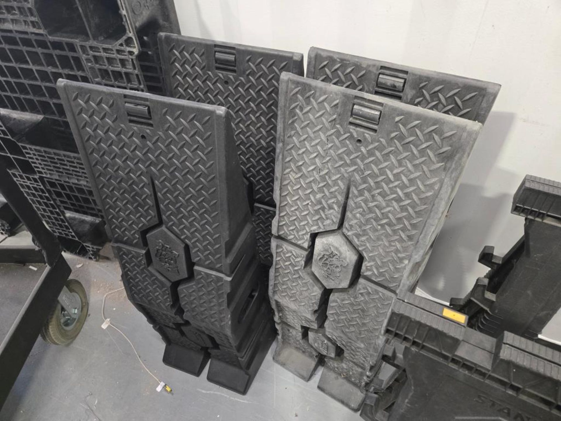 Support Equipment - Image 6 of 7