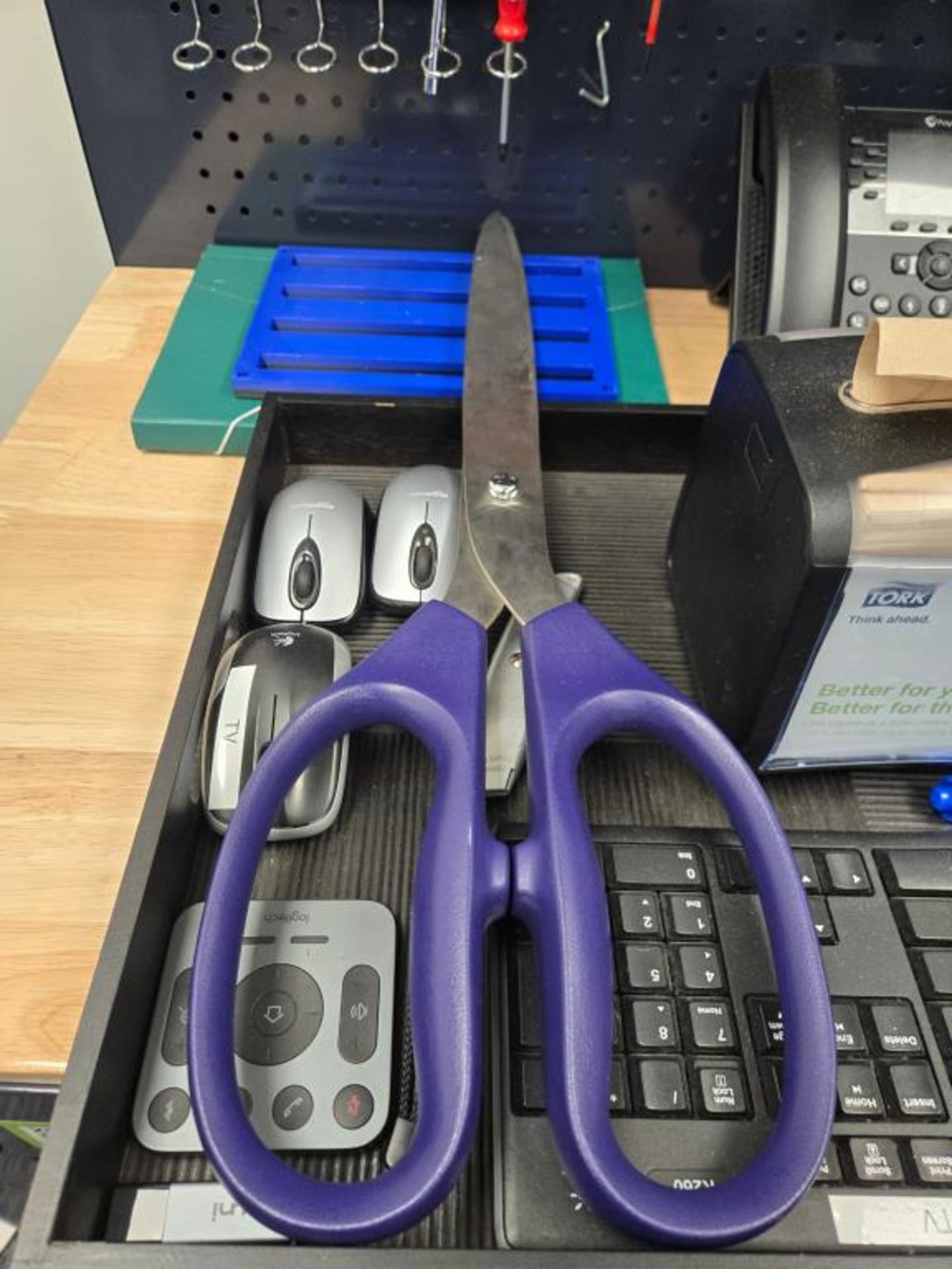 Kobalt Work Bench - Image 4 of 9
