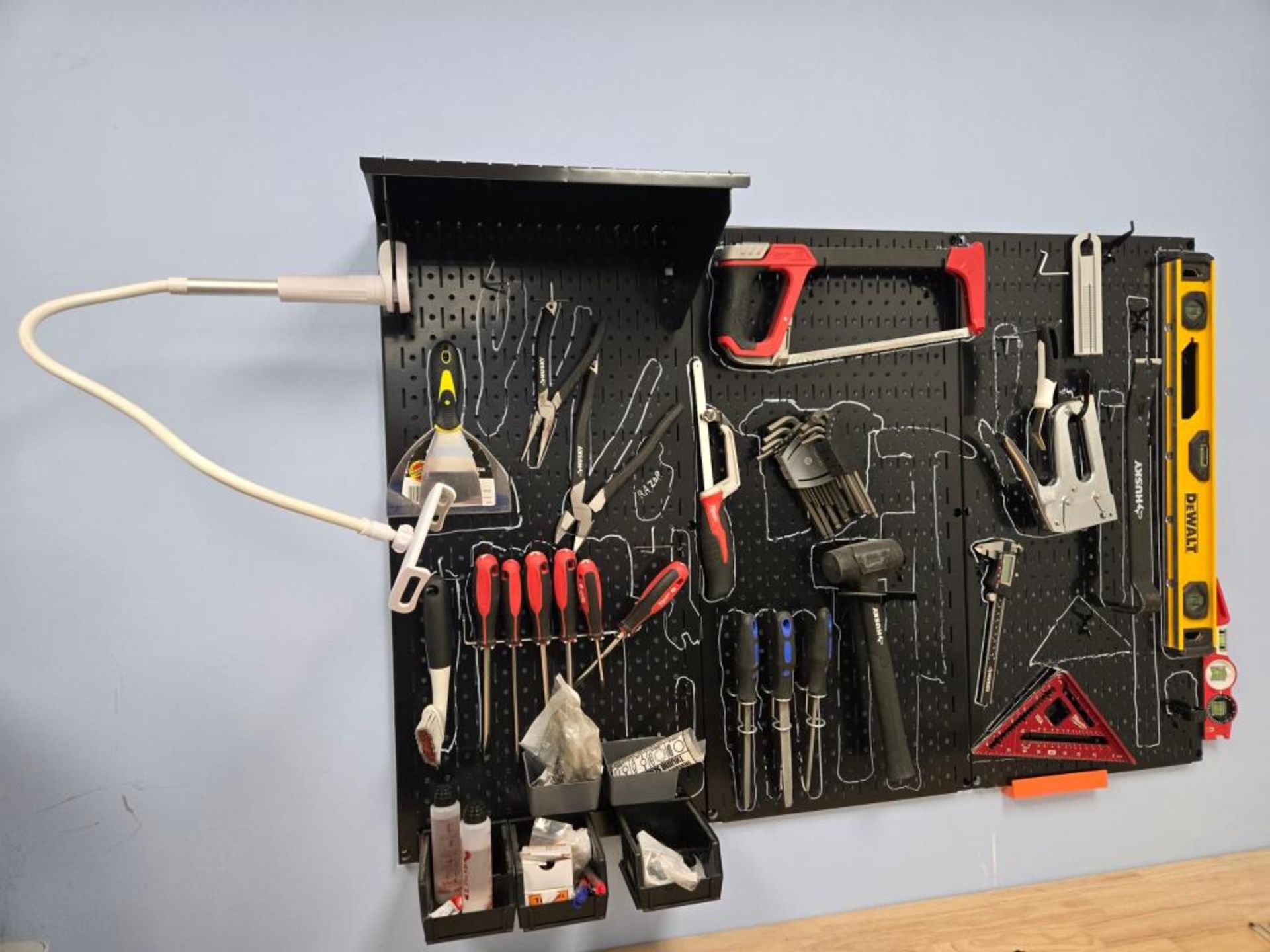 Husky Work Center - Image 7 of 8