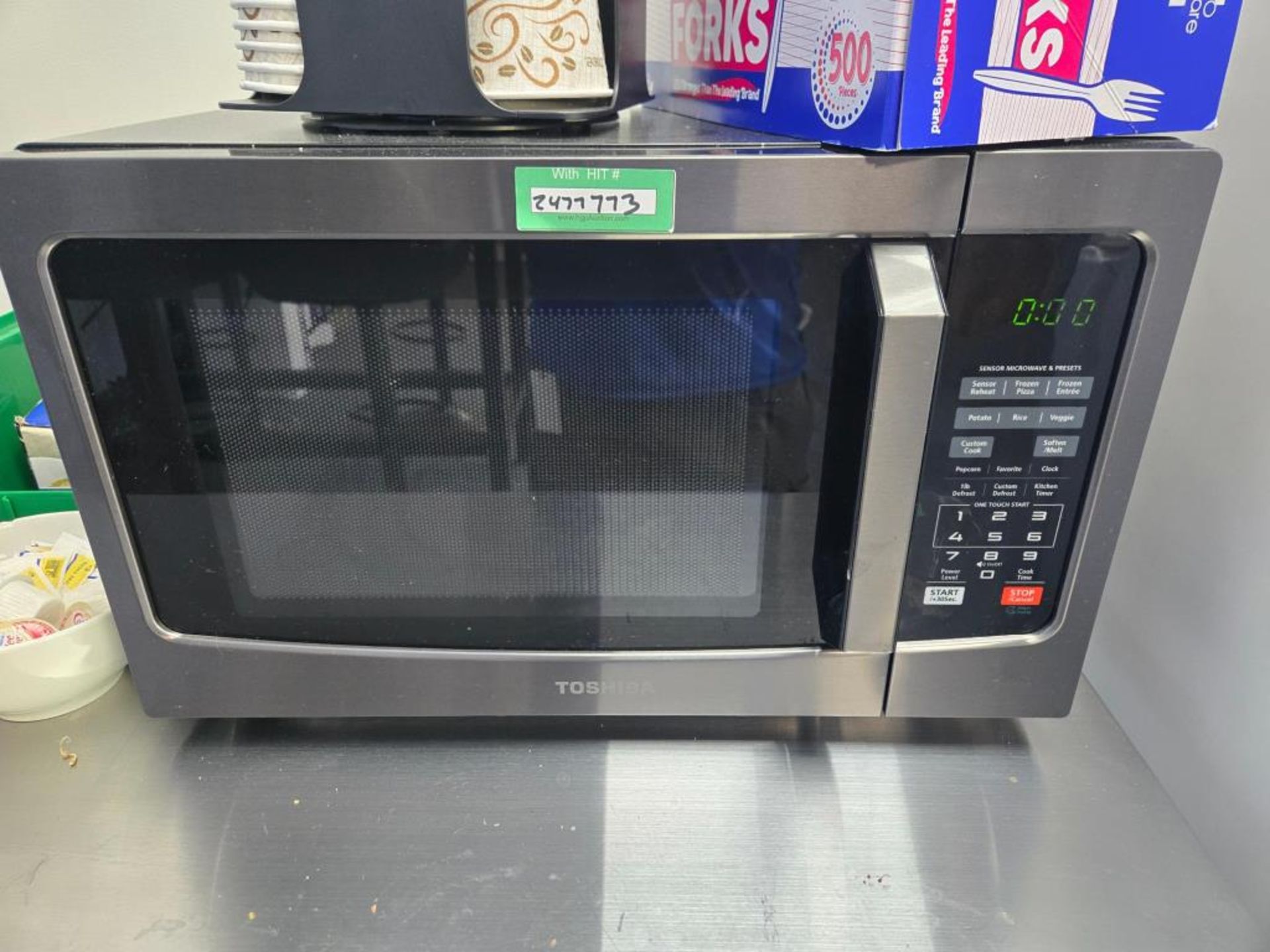 Kitchen Appliances - Image 11 of 20