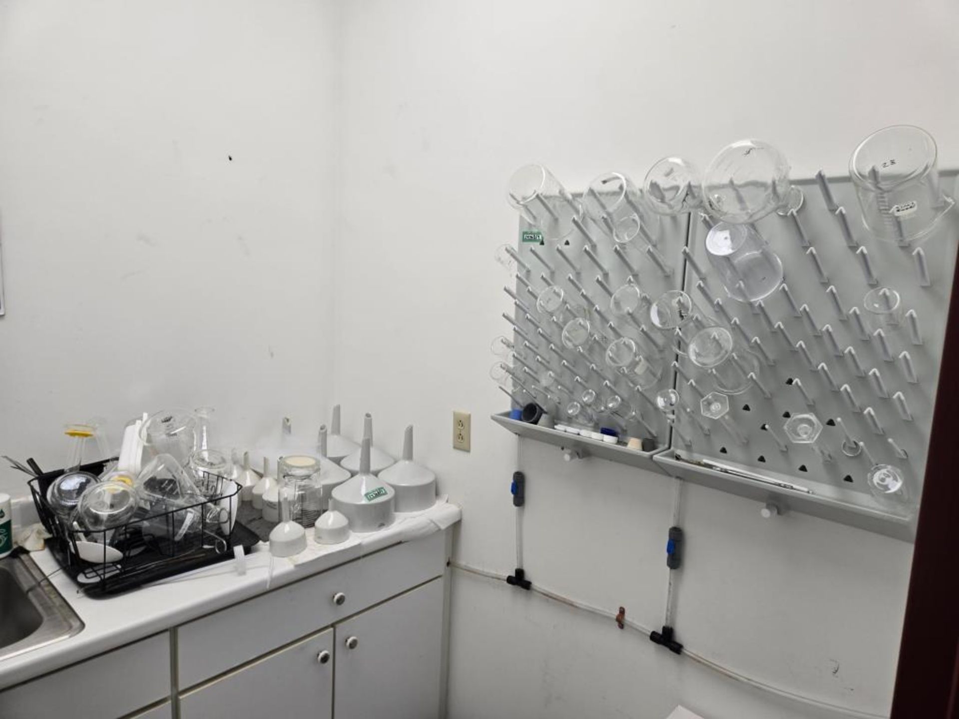 Uline Lab Glassware Rack Uline 2-Door Cabinet,36