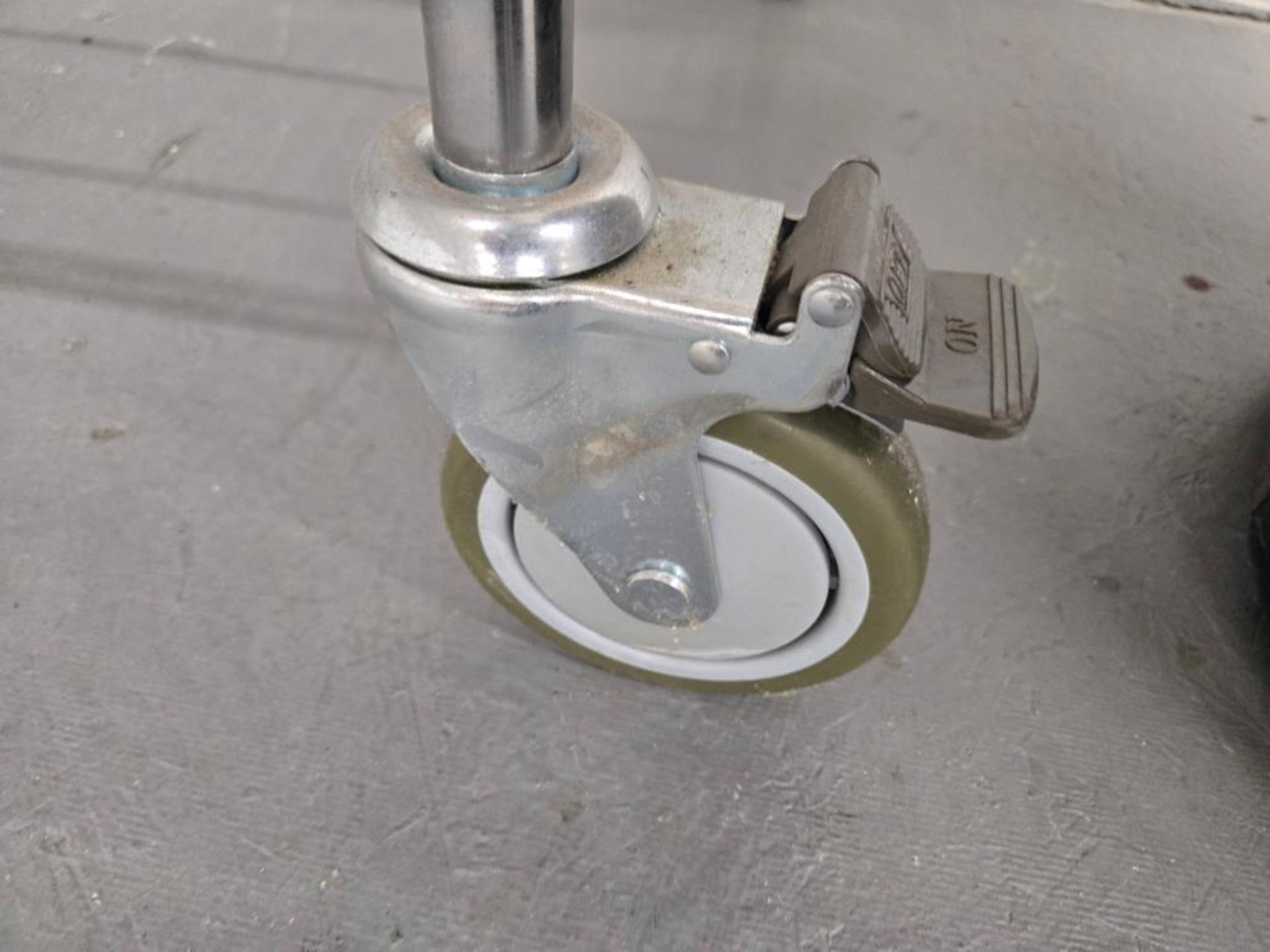 Uline Racks - Image 4 of 5