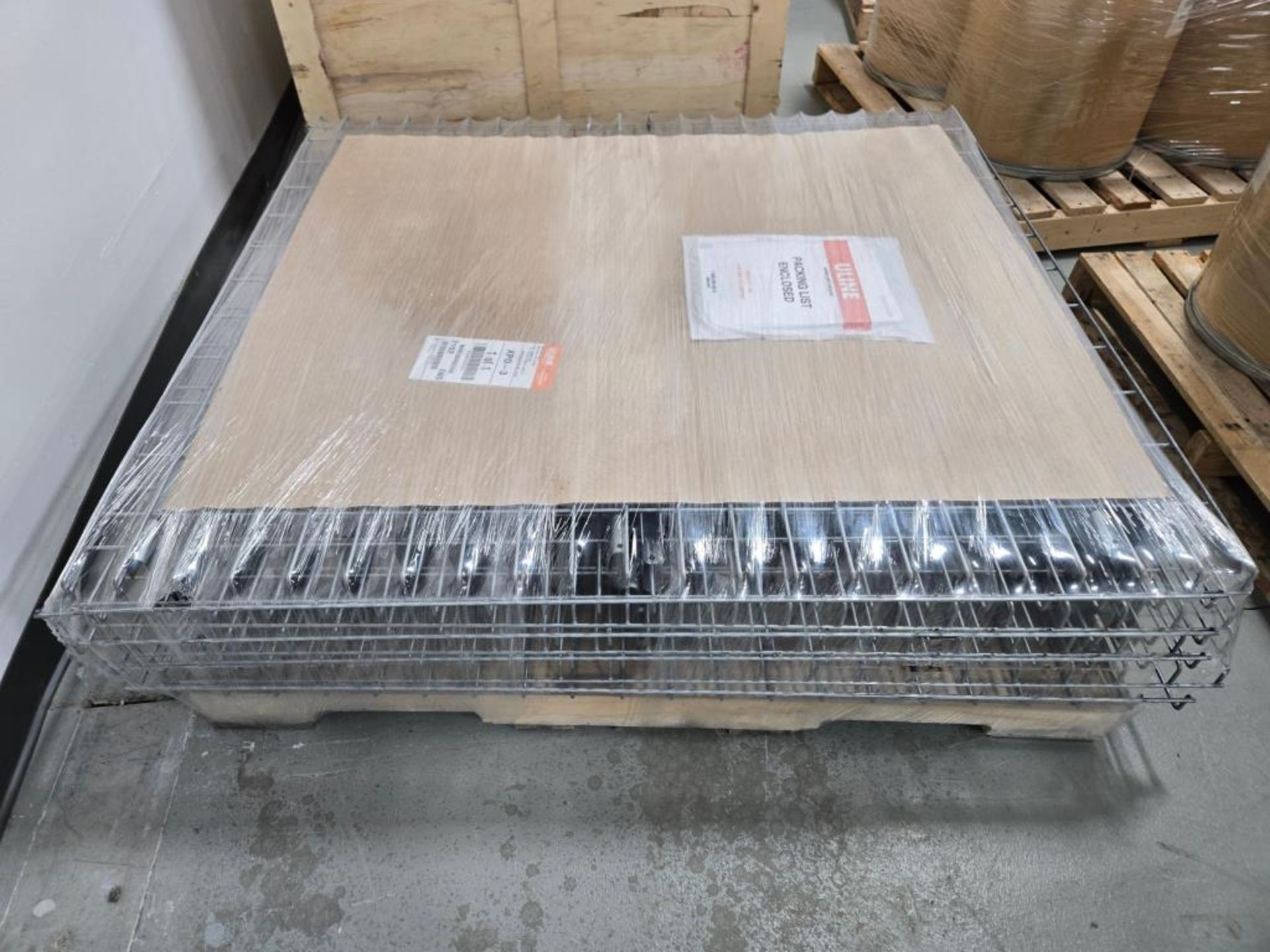 Pallet Racking: (5) 10' Uprights; (16) 4.5