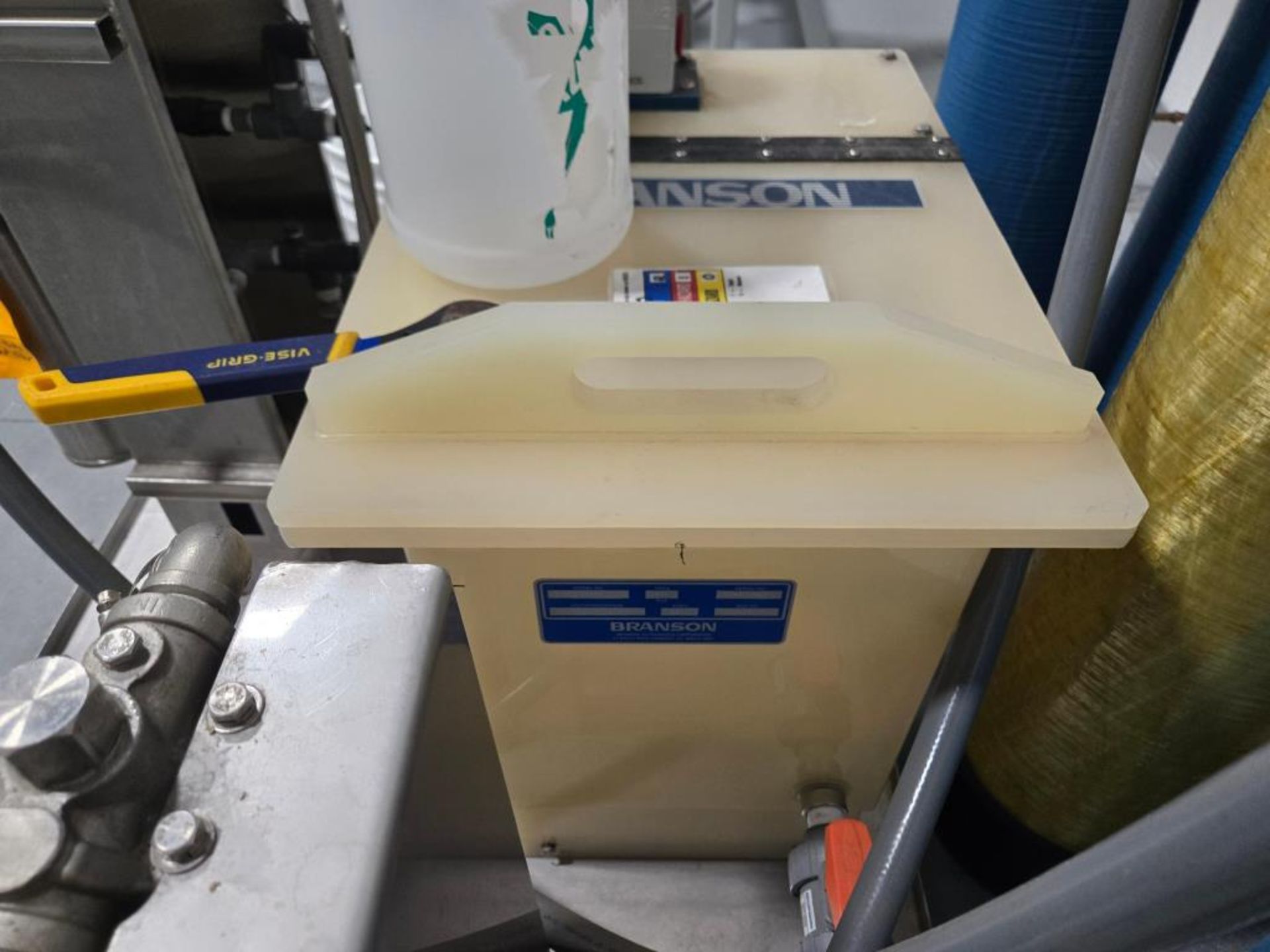 Water Purification System - Image 6 of 16