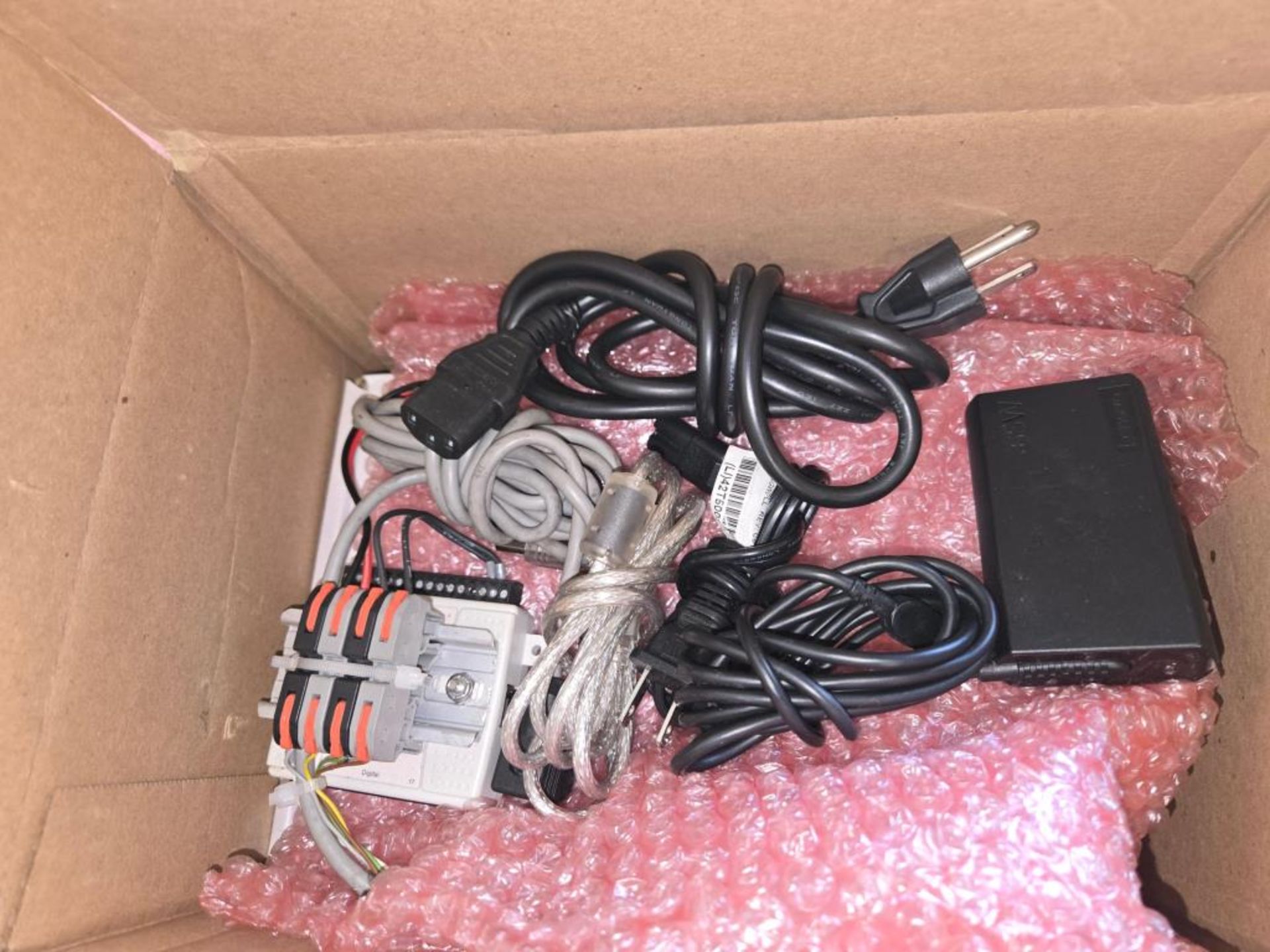 Belimo/Kurt J Lesker Valves - Image 6 of 9