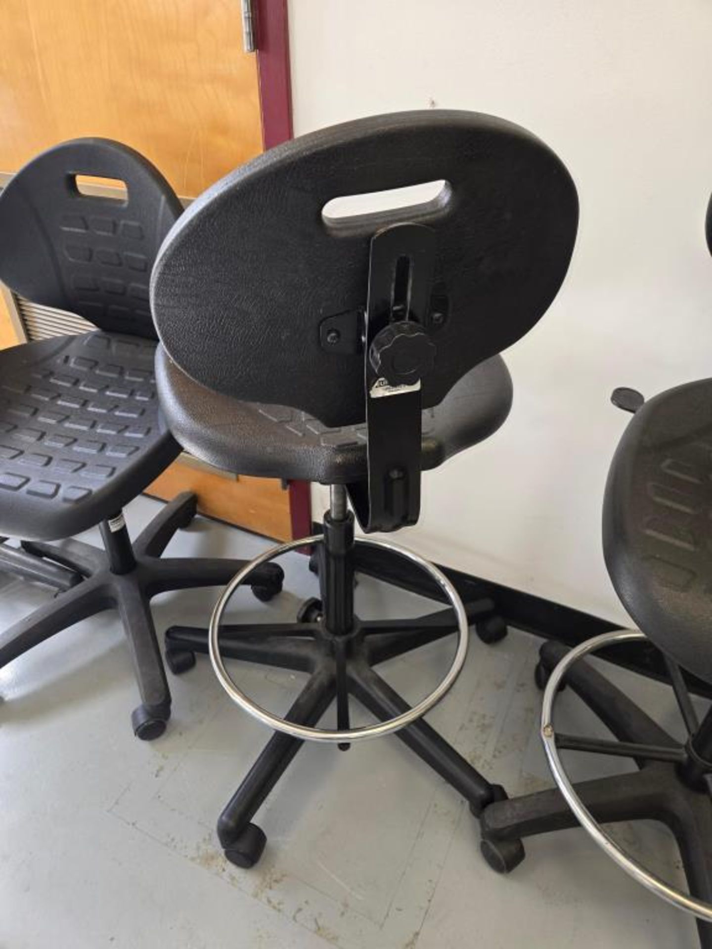 Uline H-1375 Lot Includes (4) Polyurethane Adjustable Height Lab Chairs