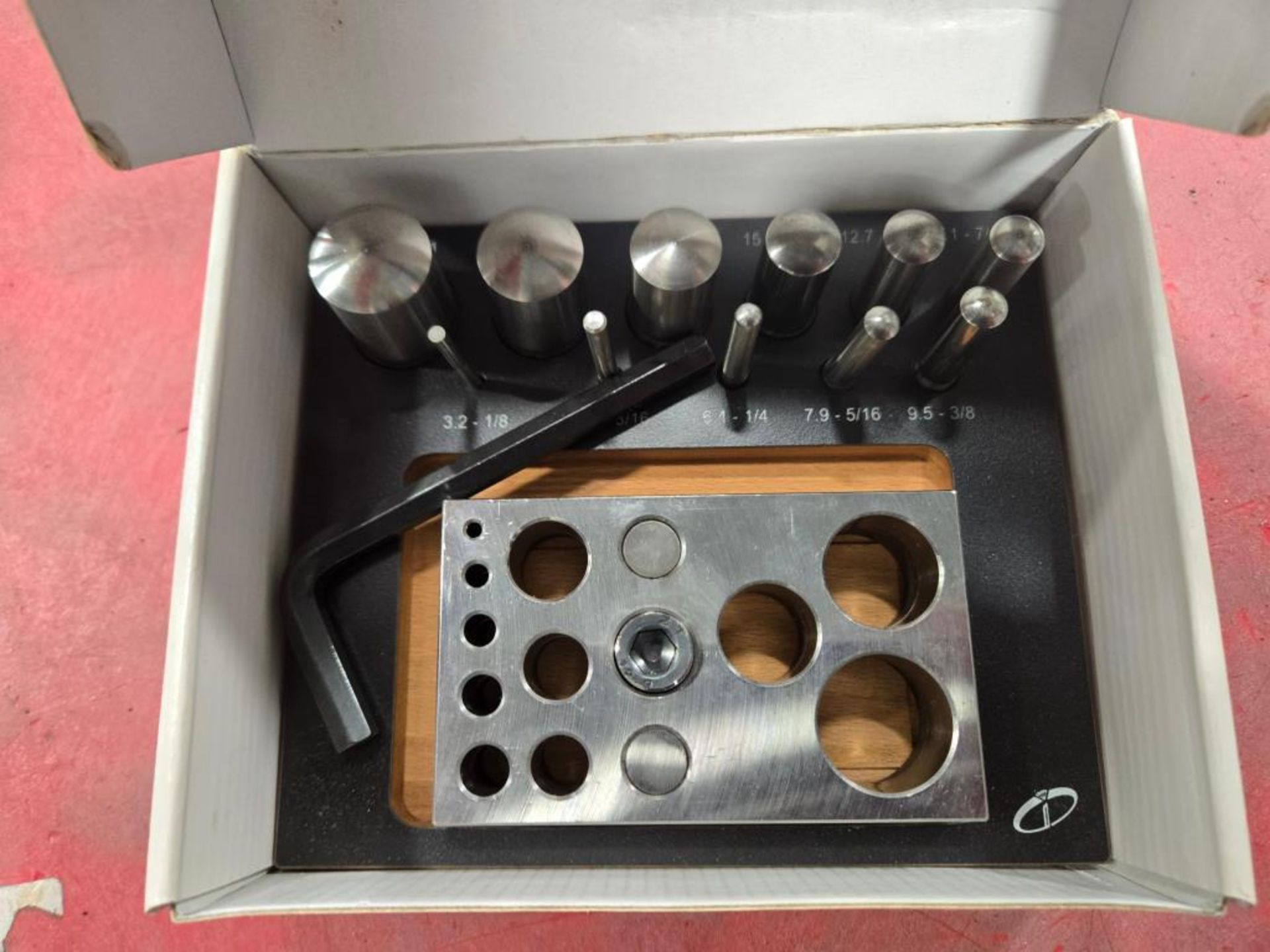 Support Equipment - Image 6 of 13