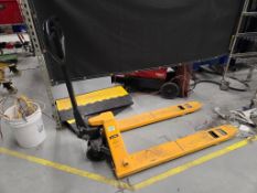Uline/Pallet Truck Pallet Jacks